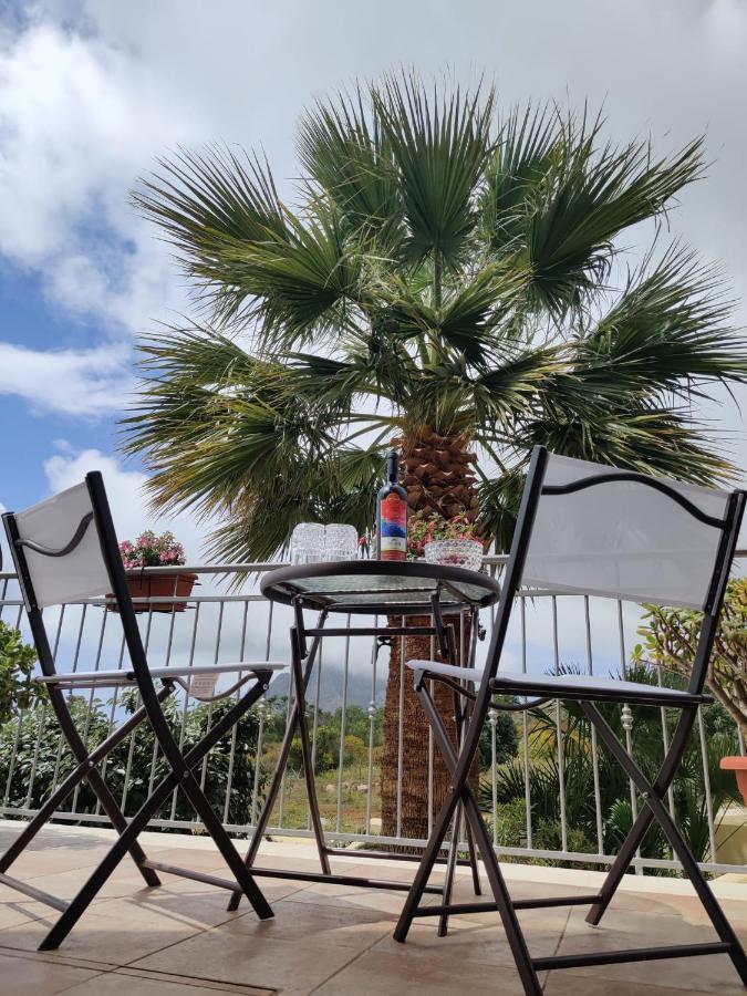 Raggi Di Sole Bed & Breakfast Custonaci Exterior photo