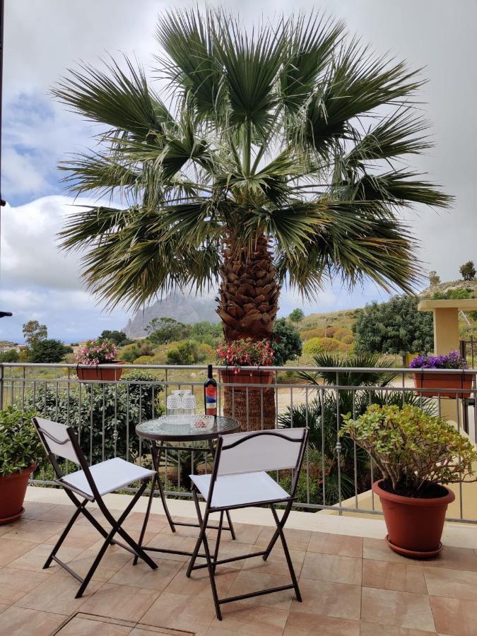 Raggi Di Sole Bed & Breakfast Custonaci Exterior photo