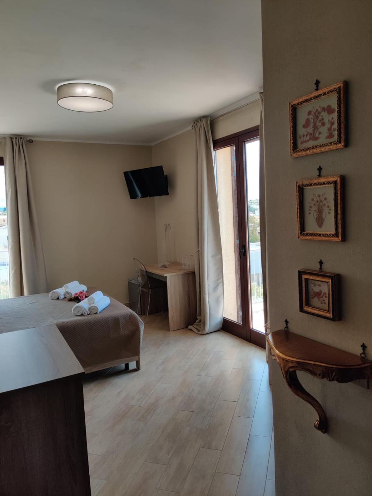 Raggi Di Sole Bed & Breakfast Custonaci Exterior photo