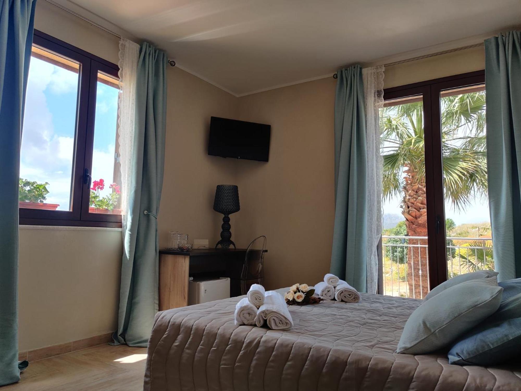 Raggi Di Sole Bed & Breakfast Custonaci Exterior photo